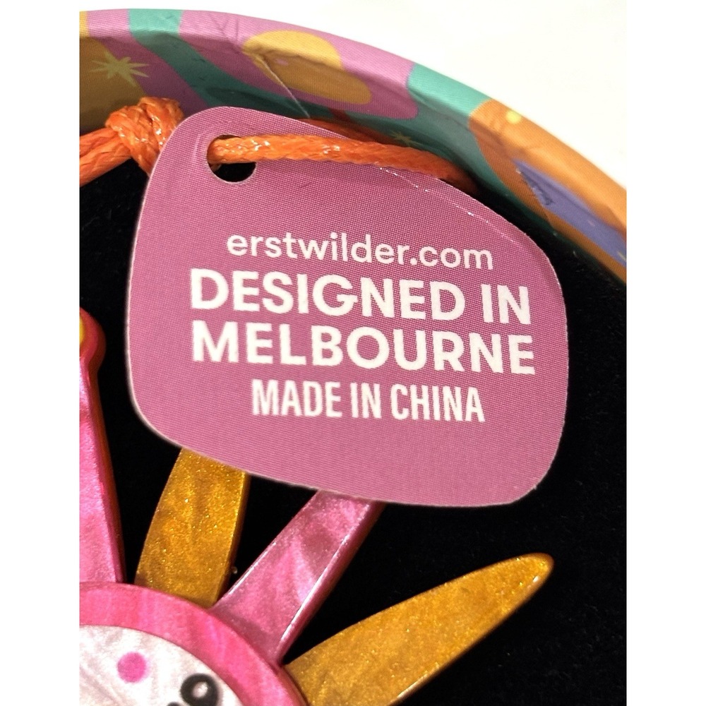 Erstwilder Atomic Abode Starburst Clock Brooch BHCC115 New in Box - Picture 5 of 6